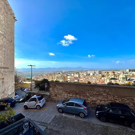 Panoramic Place In Castello דירה *